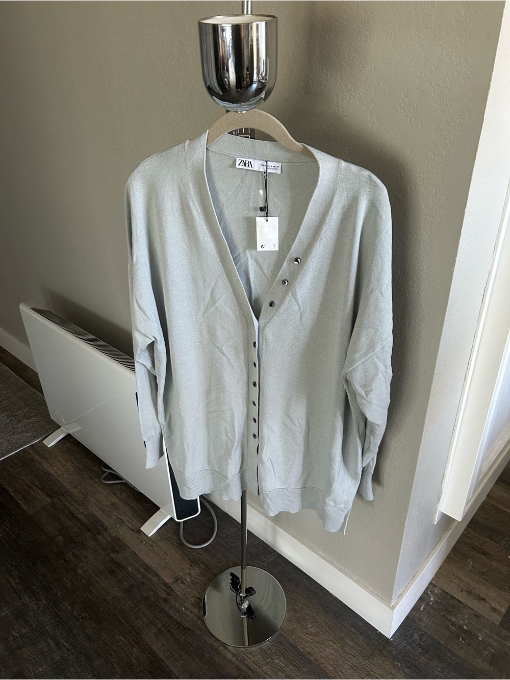 ZARA Sea-foam Button-Front V-Neck Cardigan